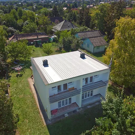 Dom wakacyjny Almadi64 Balatonalmádi